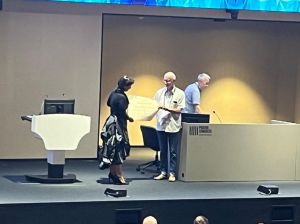 Prof. Jaskólski z Wydziału Chemii odebrał 13th Max Perutz Prize