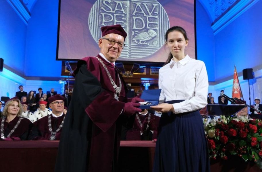  Data publikacji w serwisie: 02 października 2025 r. Praeceptor Laureatus i Medal UAM dla przedstawicieli WMI