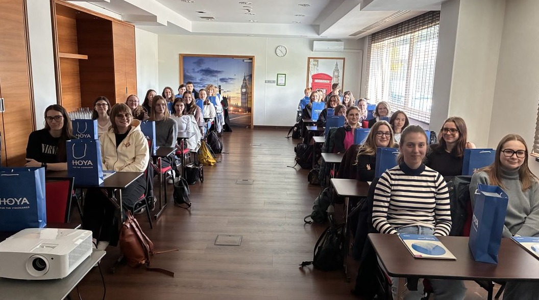 Wizyta studentów w HOYA