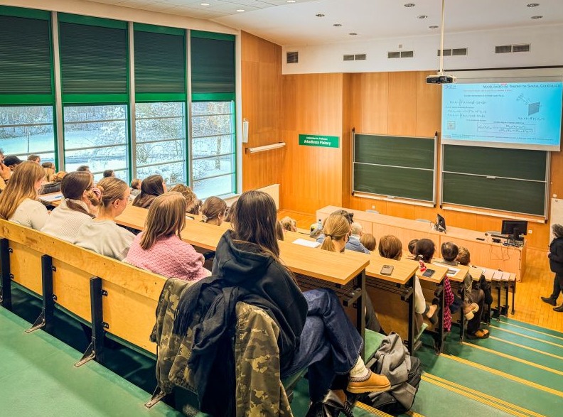 Wykład prof. Macieja Wojtkowskiego 