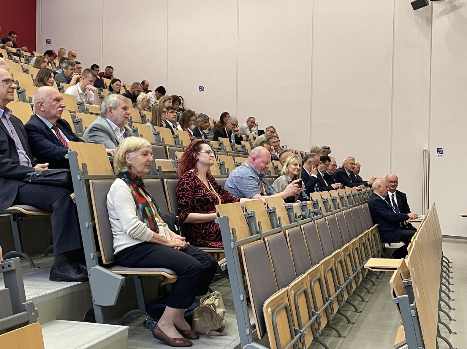 Podsumowanie konferencji Molecules & Light 2025
