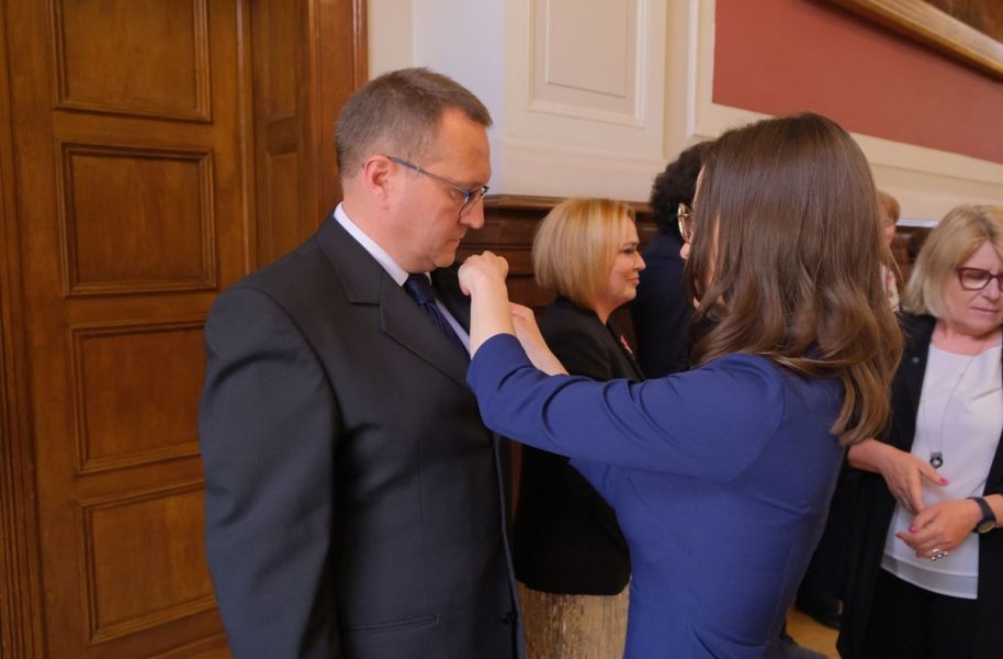 uroczystosć wręczenia Medali UAM i KEN