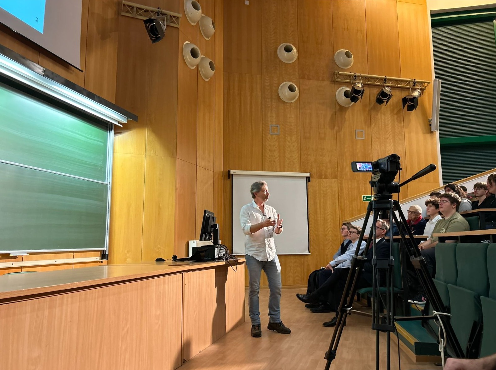 100 lat mechaniki kwantowej – otwarte obchody na Wydziale Fizyki i Astronomii UAM