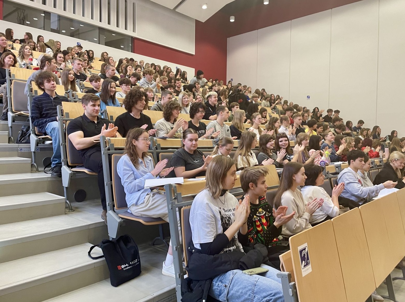 EPiCki wykład o pierwiastkach bloku p