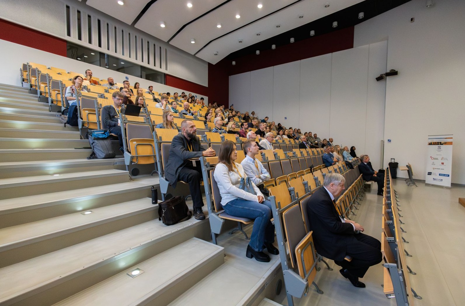 Podsumowanie konferencji Molecules & Light 2025