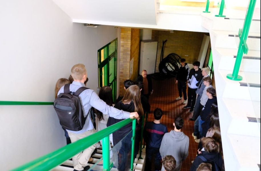 spotkanie prof. R. Makarewicza z uczniami z LO w Szczecinie